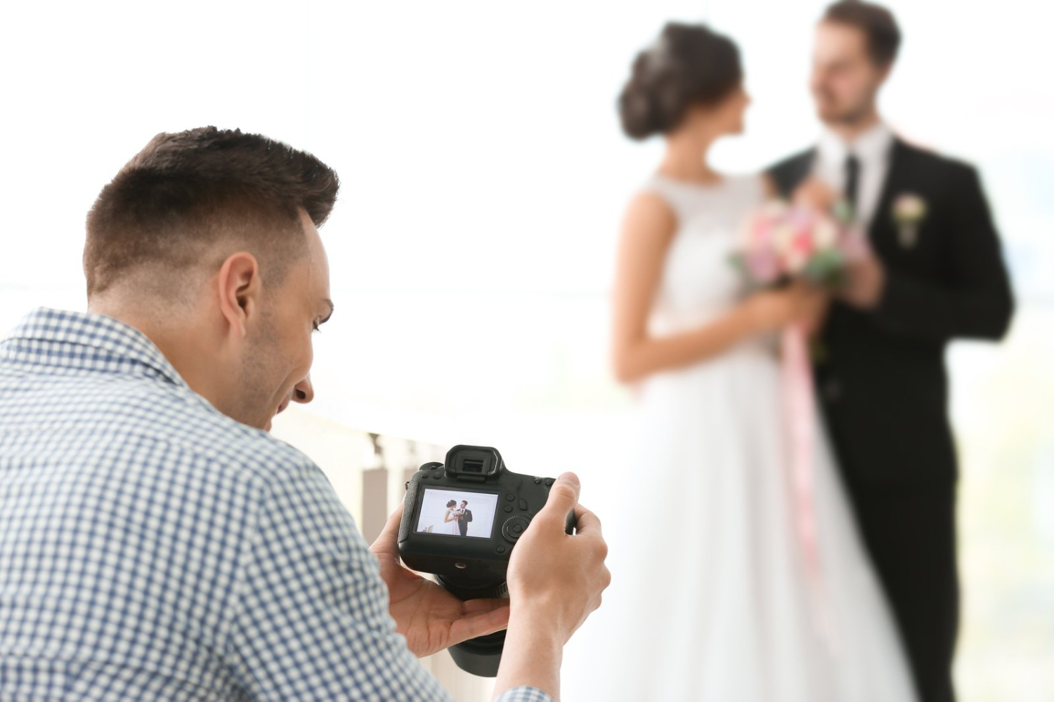 How to Capture Weddings in Chicago Like a Pro